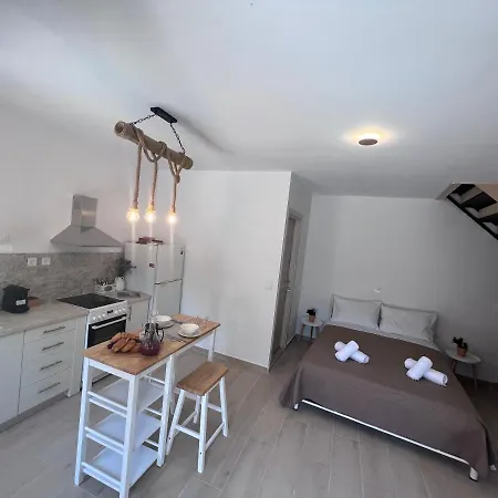 Appartement Niko's-nana's For Two